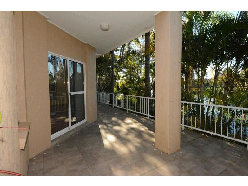 28 Emerton Crescent, Robina QLD 4226