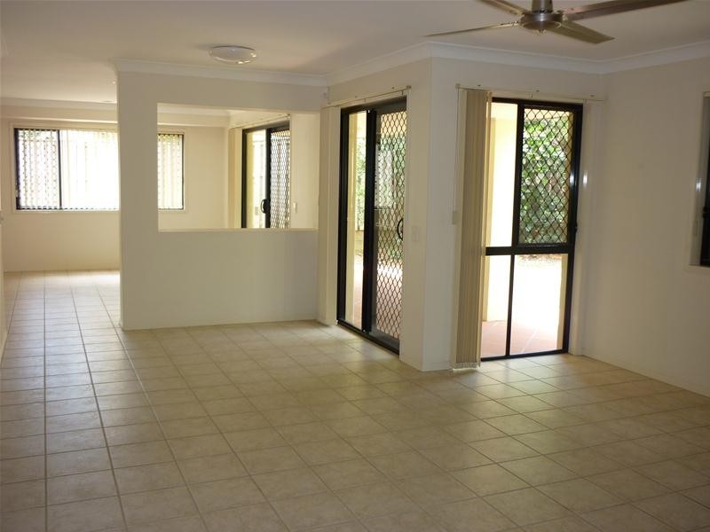 25 Eugenia Circuit, Robina QLD 4226