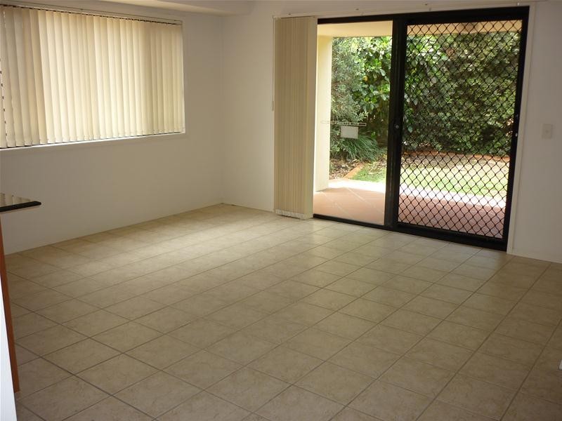 25 Eugenia Circuit, Robina QLD 4226