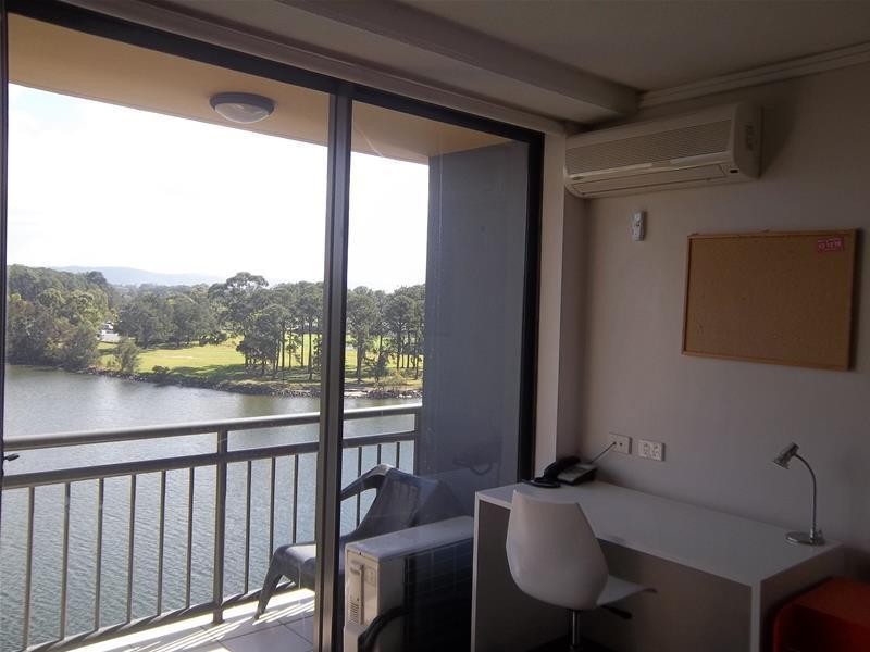 435/25 Lake Orr Drive, Robina QLD 4226