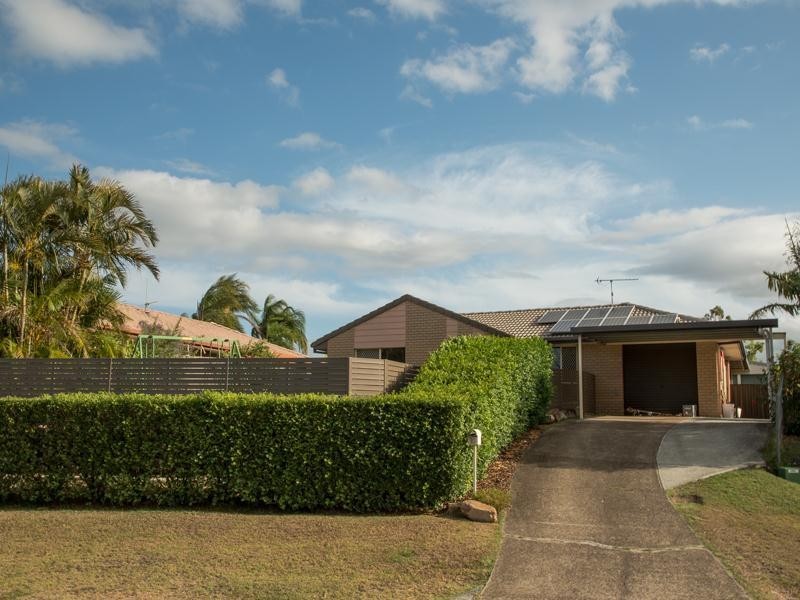 10 Leesa Court, Highland Park QLD 4211