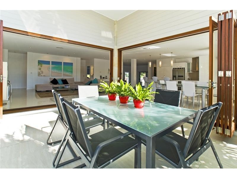 18 Corvus Way, Robina QLD 4226