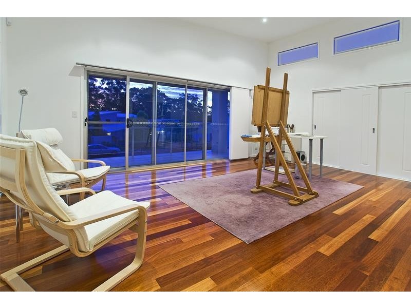 18 Corvus Way, Robina QLD 4226