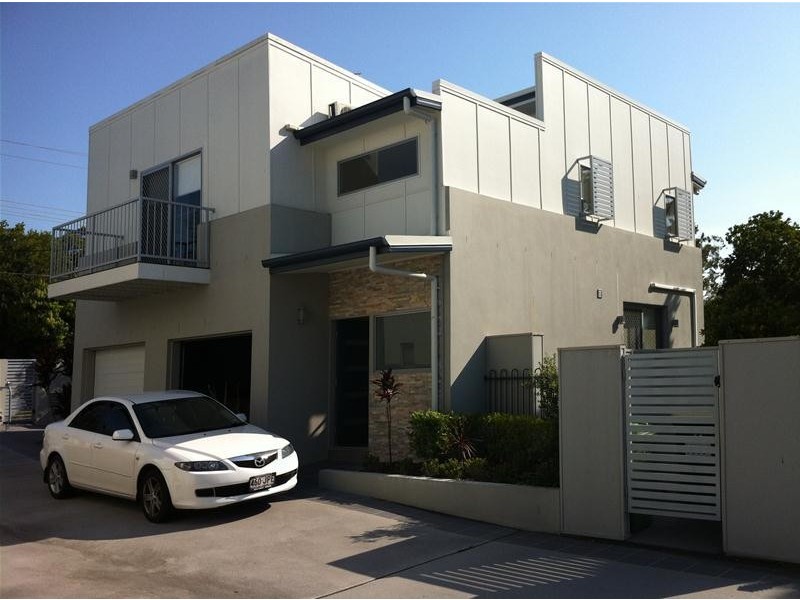 9/59 Benowa Road, Southport QLD 4215