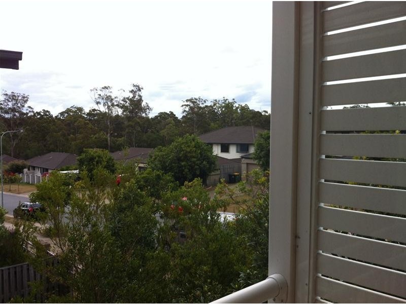 Unit 3/12 Geraldton Drive, Varsity Lakes QLD 4227