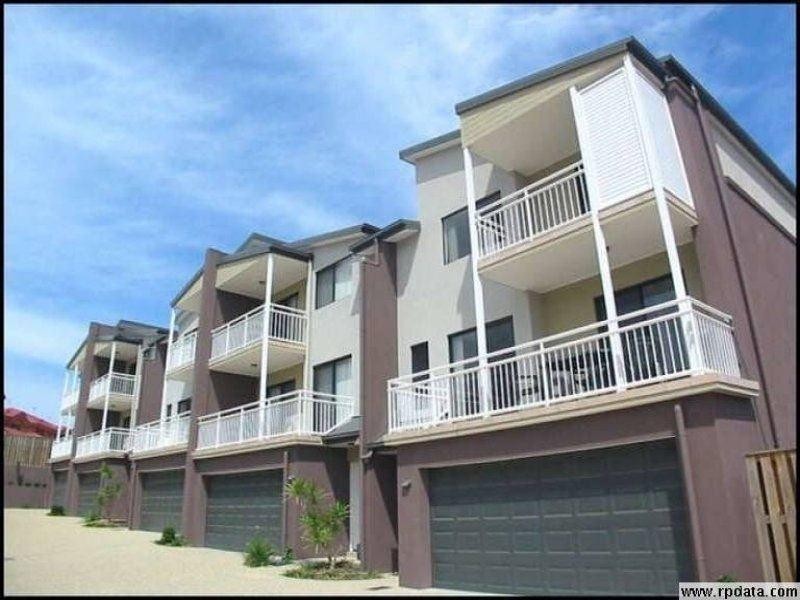 Unit 6/12 Geraldton Drive, Varsity Lakes QLD 4227