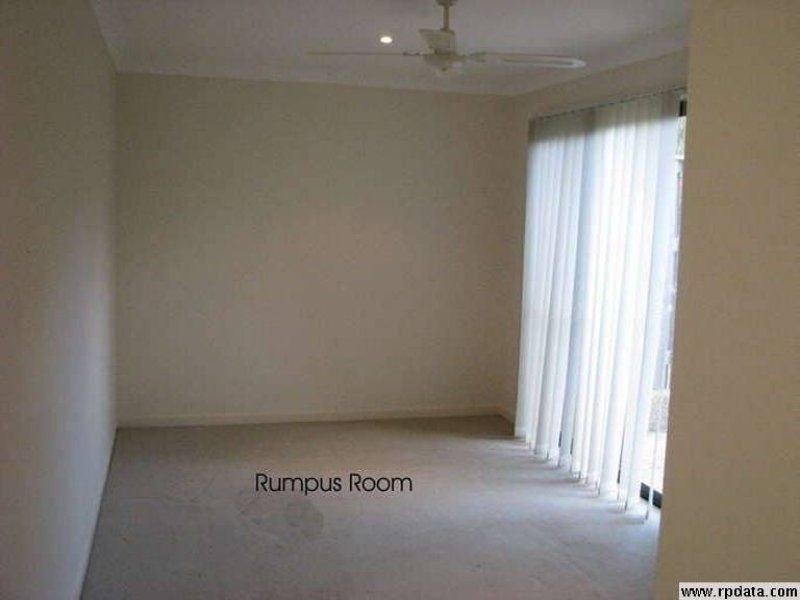 Unit 6/12 Geraldton Drive, Varsity Lakes QLD 4227