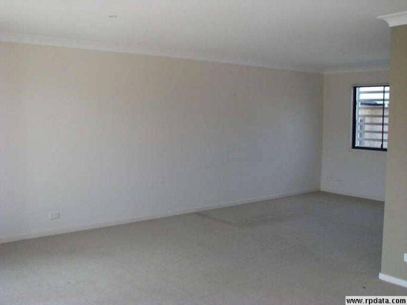 Unit 6/12 Geraldton Drive, Varsity Lakes QLD 4227