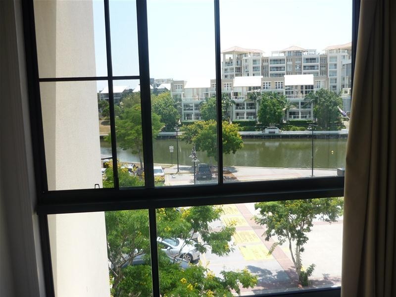 24/201 Varsity Parade, Varsity Lakes QLD 4227