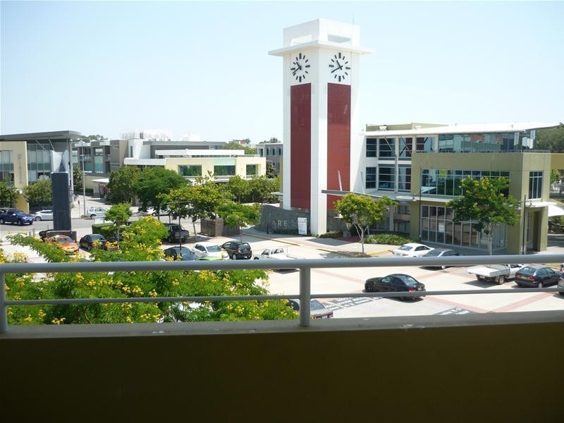 24/201 Varsity Parade, Varsity Lakes QLD 4227