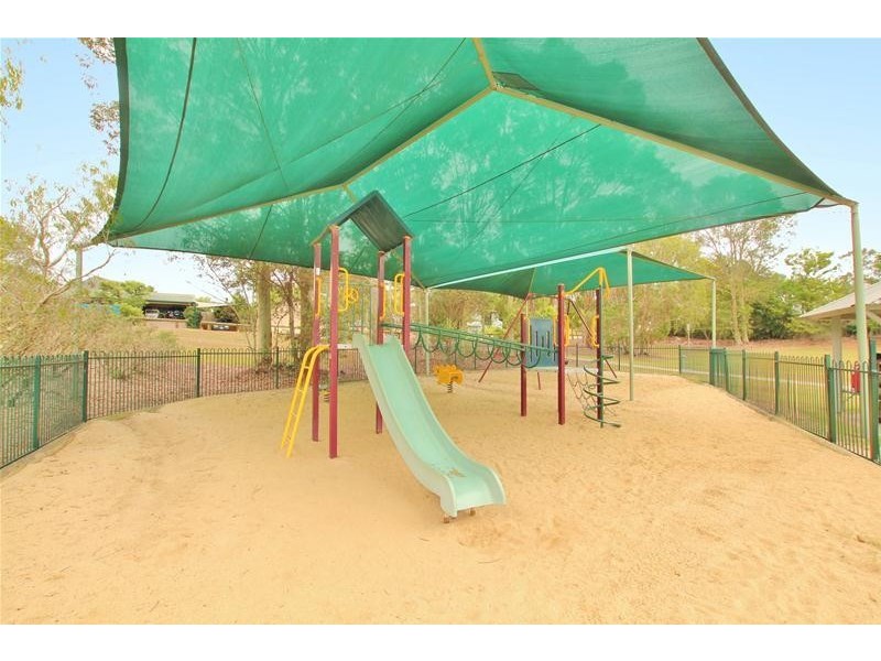 9/180 Ron Penhaligon Way, Robina QLD 4226