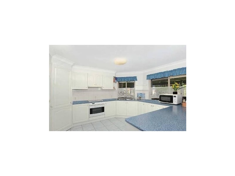 19 Essendon Place, Robina QLD 4226