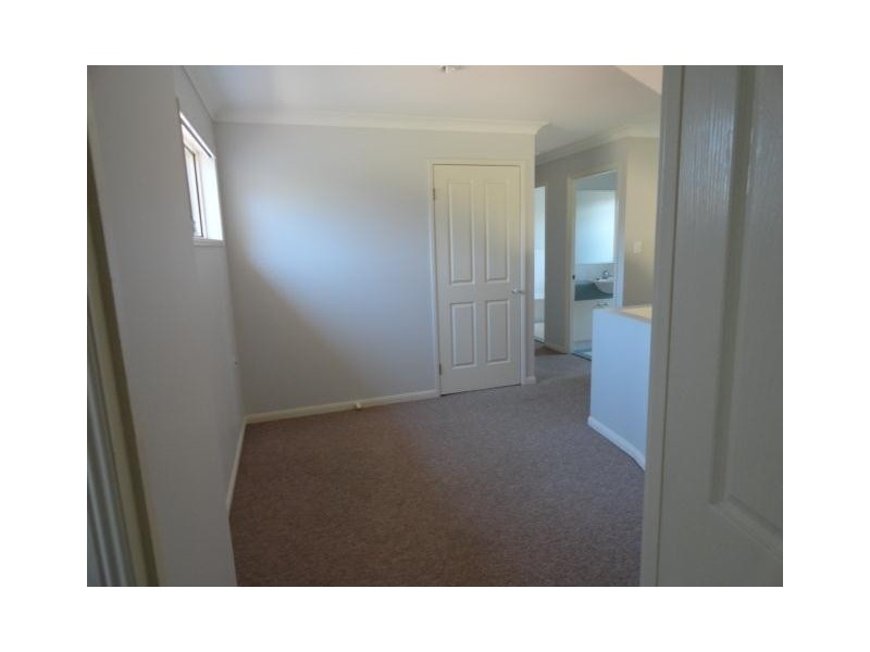 68 Martingale Circuit, Clear Island Waters QLD 4226