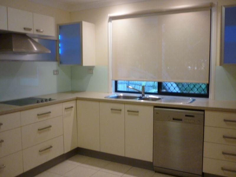 1/5 Woodgate Court, Paradise Point QLD 4216