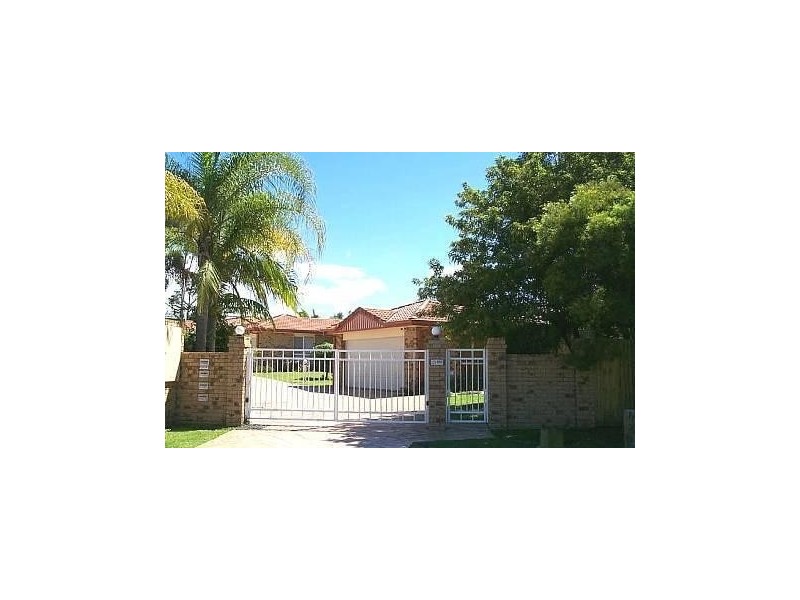 1/12 Gabriels Court, Robina QLD 4226