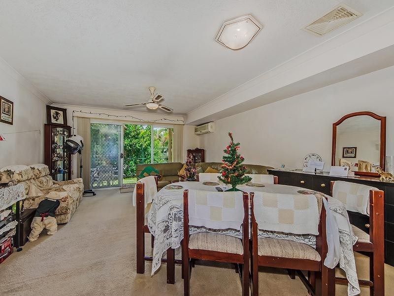 39/215 Cottesloe Drive, Mermaid Waters QLD 4218