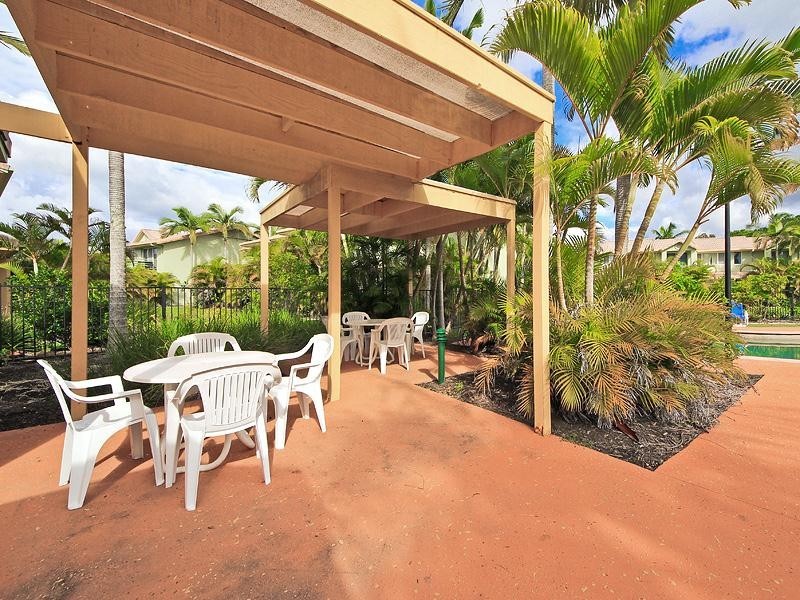 39/215 Cottesloe Drive, Mermaid Waters QLD 4218