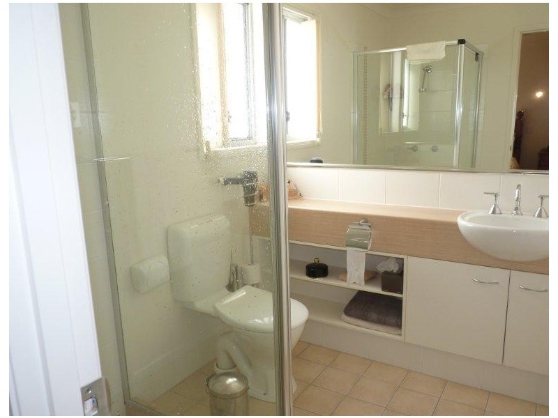 54 Merrilaine Crescent, Merrimac QLD 4226