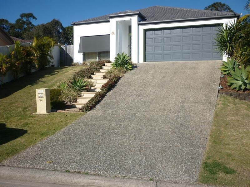 54 Merrilaine Crescent, Merrimac QLD 4226