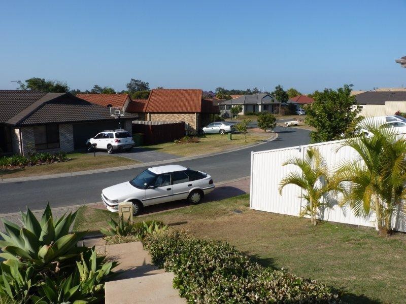 54 Merrilaine Crescent, Merrimac QLD 4226