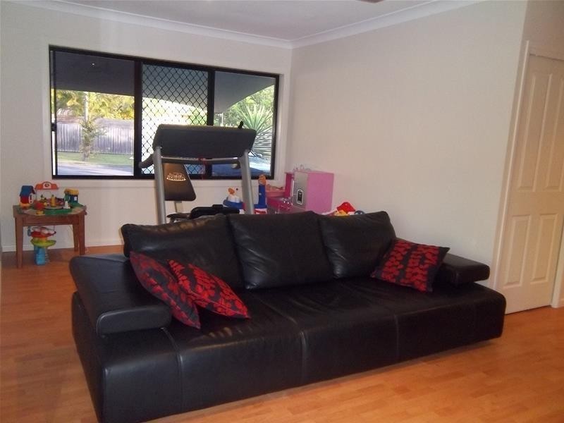 4 Leila Court, Mudgeeraba QLD 4213