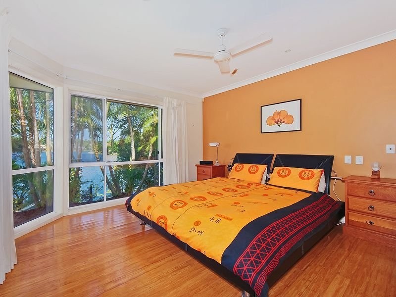 8 Mordialloc Place, Robina QLD 4226