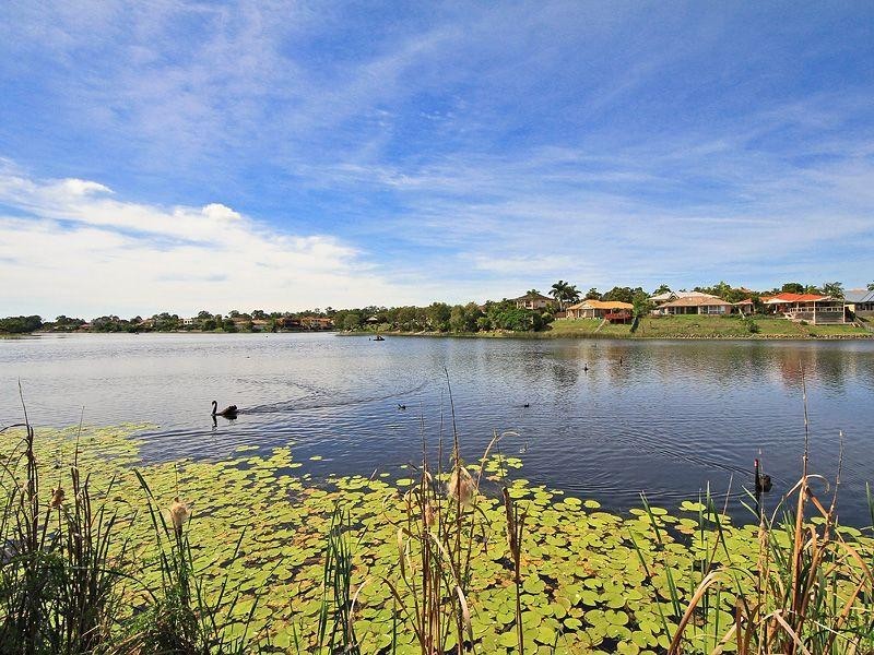 8 Mordialloc Place, Robina QLD 4226