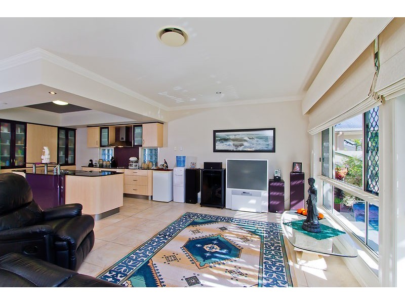 4 Rigel Court, Robina QLD 4226