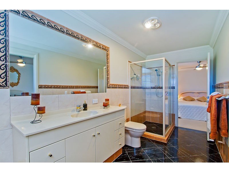 4 Rigel Court, Robina QLD 4226