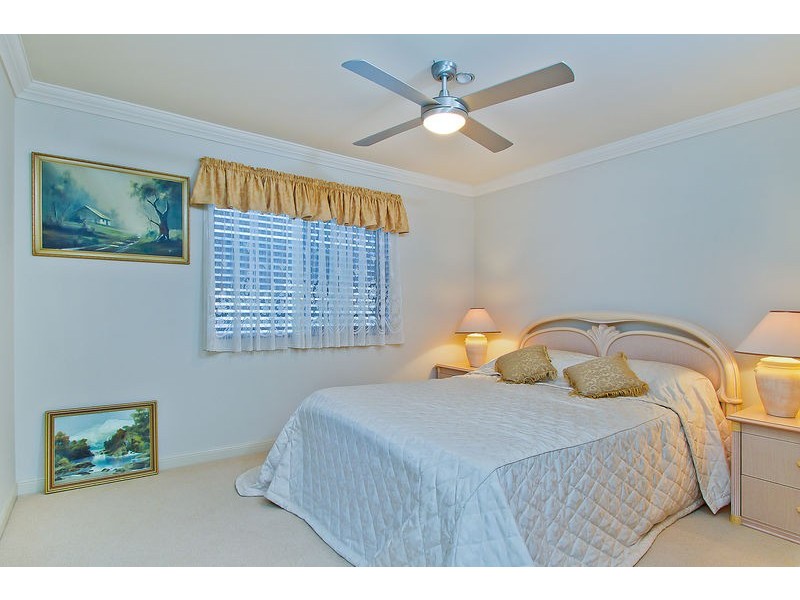 4 Rigel Court, Robina QLD 4226