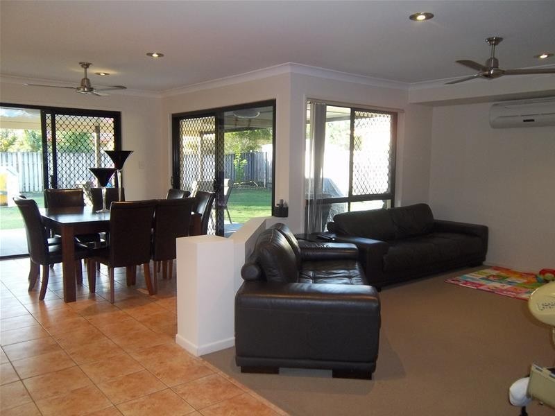 4 Leila Court, Mudgeeraba QLD 4213