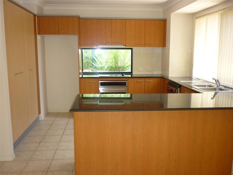 25 Eugenia Circuit, Robina QLD 4226