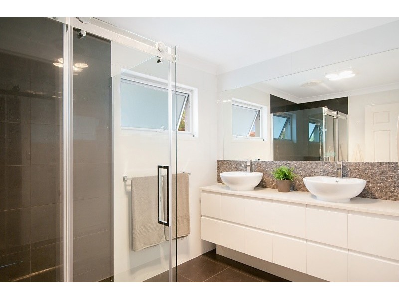 140 Camberwell Circuit, Robina QLD 4226