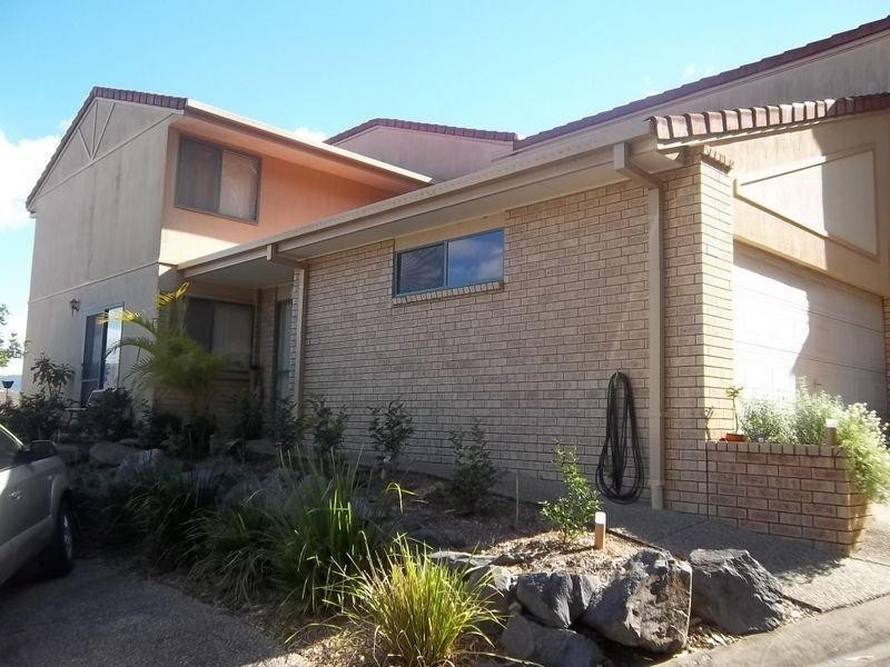 3002/6 Crestridge Crescent, Oxenford QLD 4210