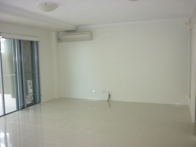 3/28 Castello Circuit, Varsity Lakes QLD 4227