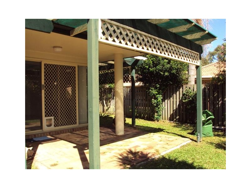 21 Wattlepark Lane, Robina QLD 4226