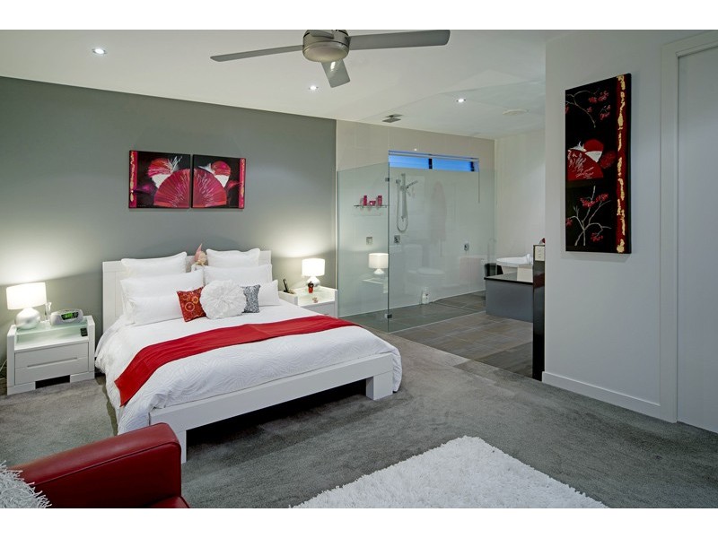 64 Great Southern Drive, Robina QLD 4226