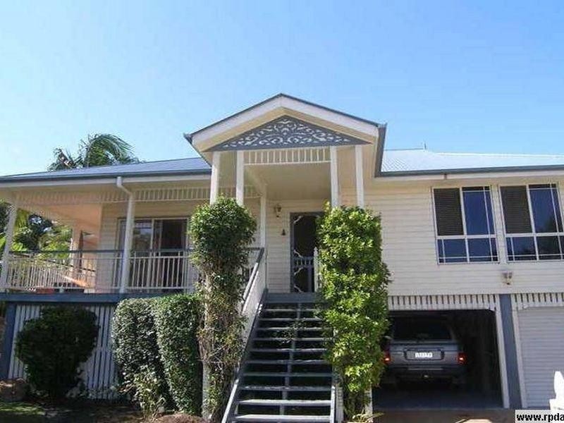 11 Boreen Court, Helensvale QLD 4212