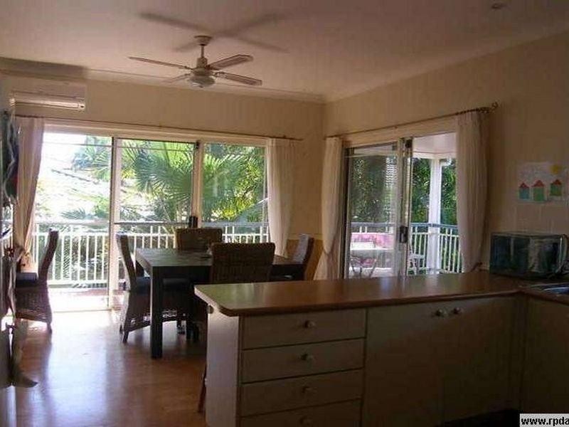 11 Boreen Court, Helensvale QLD 4212