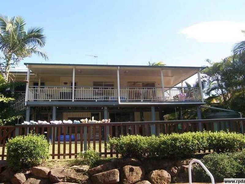 11 Boreen Court, Helensvale QLD 4212