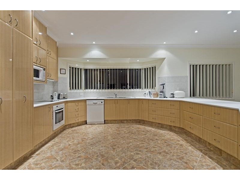 14 Sevenoaks Court, Worongary QLD 4213