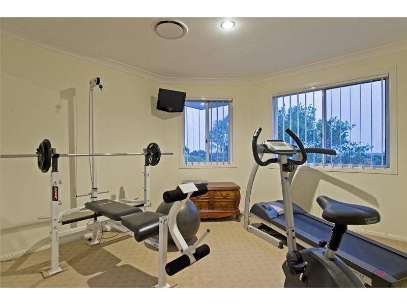 14 Sevenoaks Court, Worongary QLD 4213