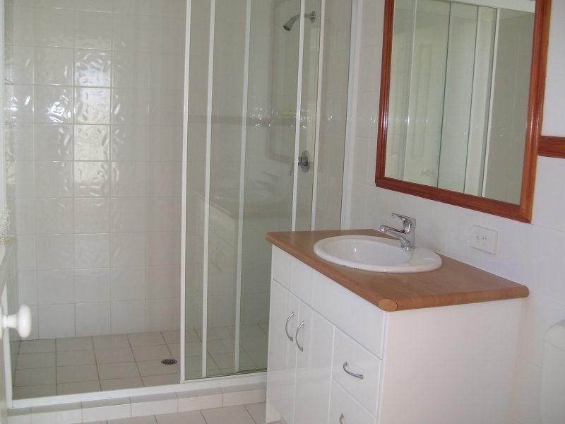 19 Beckington Terrace, Reedy Creek QLD 4227