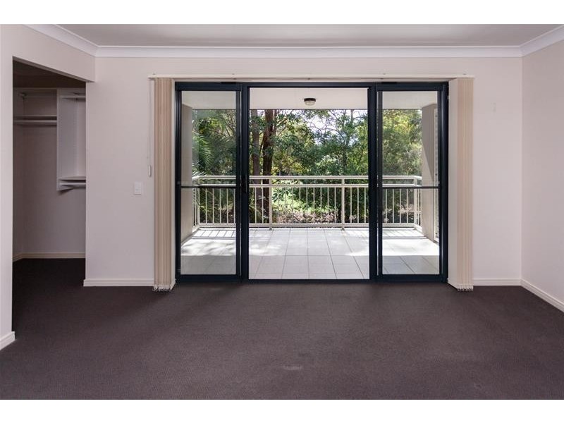 21B Geraldton Drive, Robina QLD 4226