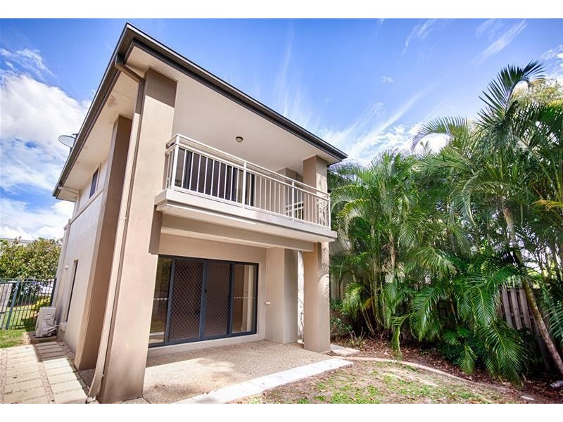 21B Geraldton Drive, Robina QLD 4226