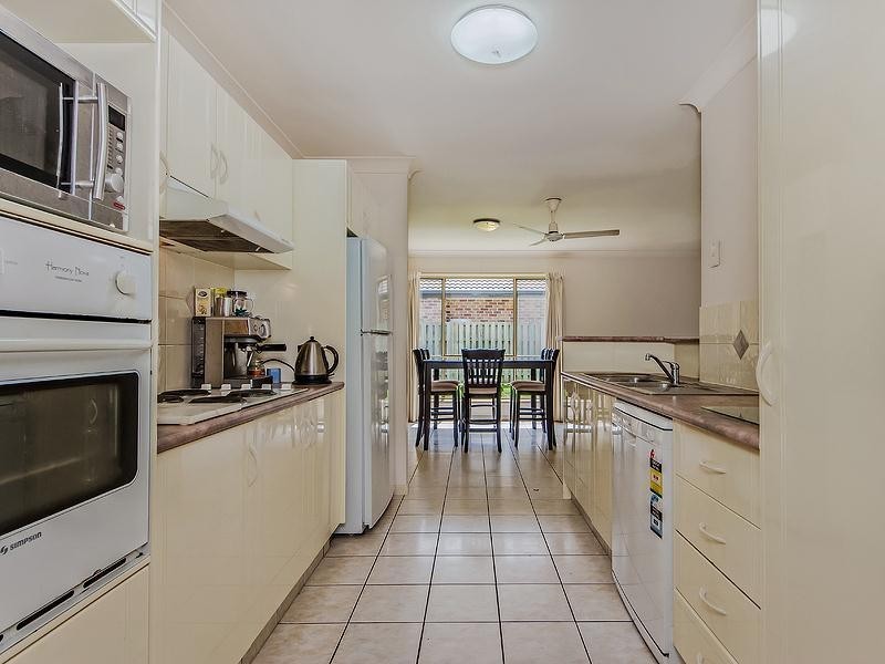 20 Swanton Drive, Mudgeeraba QLD 4213