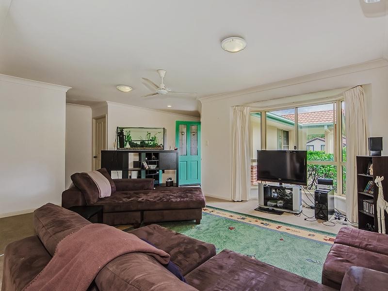 20 Swanton Drive, Mudgeeraba QLD 4213