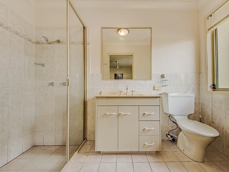 20 Swanton Drive, Mudgeeraba QLD 4213