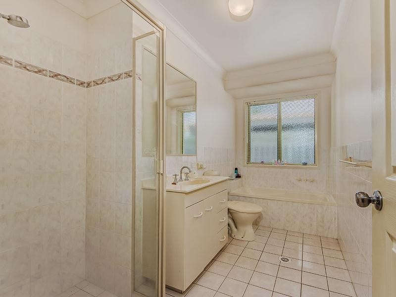 20 Swanton Drive, Mudgeeraba QLD 4213