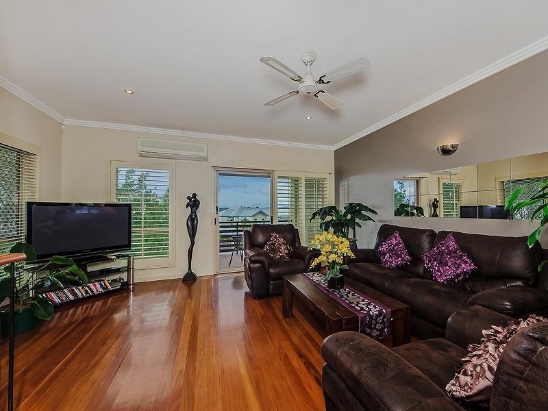 4/11 Winton Terrace, Varsity Lakes QLD 4227